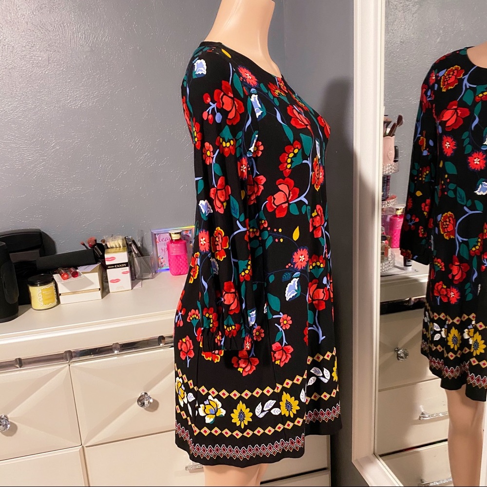 LOFT FLORAL DRESS - Picture 3 of 10